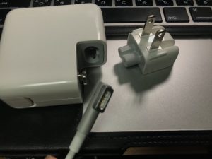 nuoo充電器のコネクタ